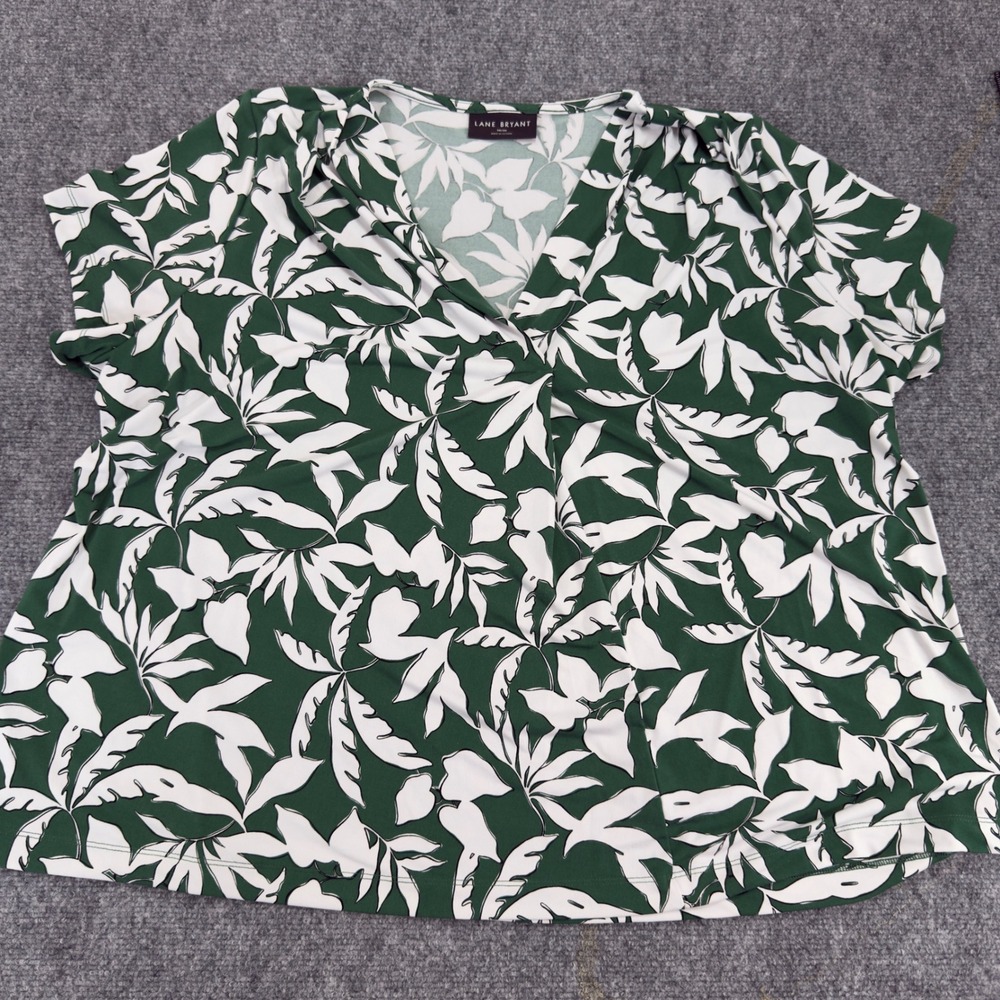 Lane Bryant Tropical Leaf Print Surplice V-Neck Top Green Size 18/20